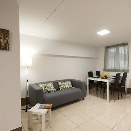 Apartamentos A 10 Minutos Del Aeropuerto Carrizal المظهر الخارجي الصورة