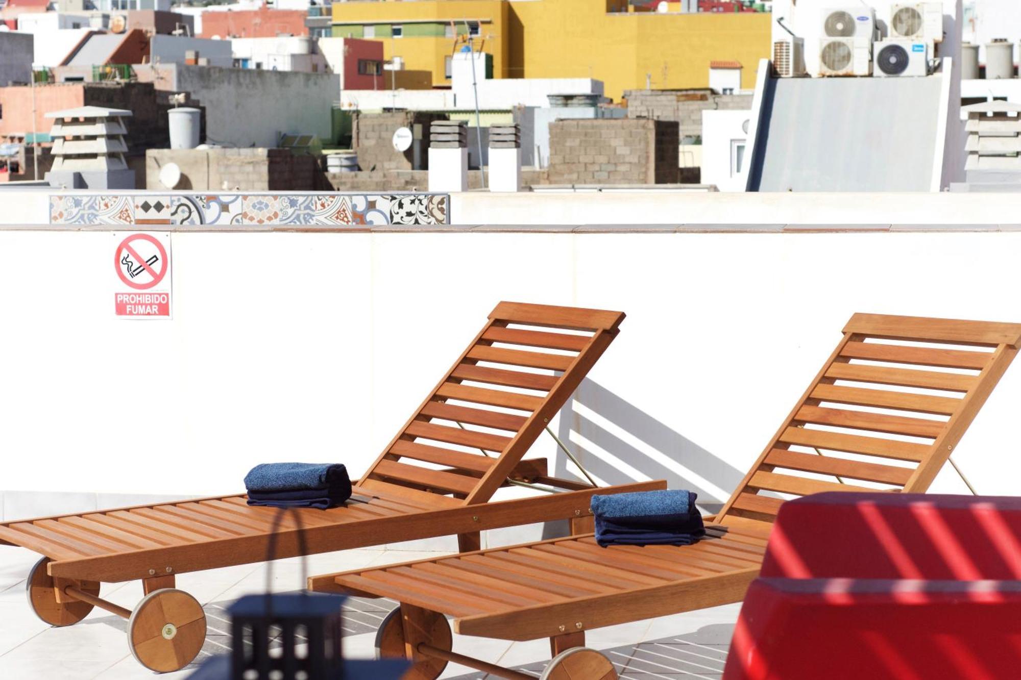 Apartamentos A 10 Minutos Del Aeropuerto Carrizal المظهر الخارجي الصورة