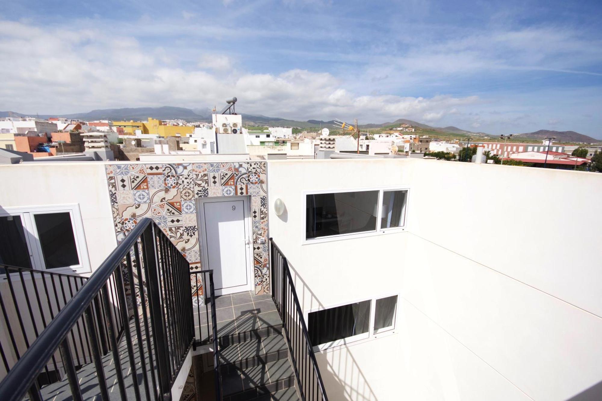 Apartamentos A 10 Minutos Del Aeropuerto Carrizal المظهر الخارجي الصورة