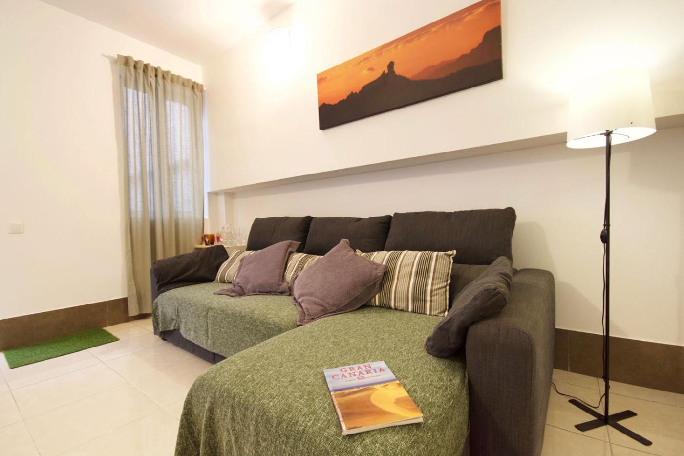 Apartamentos A 10 Minutos Del Aeropuerto Carrizal الغرفة الصورة