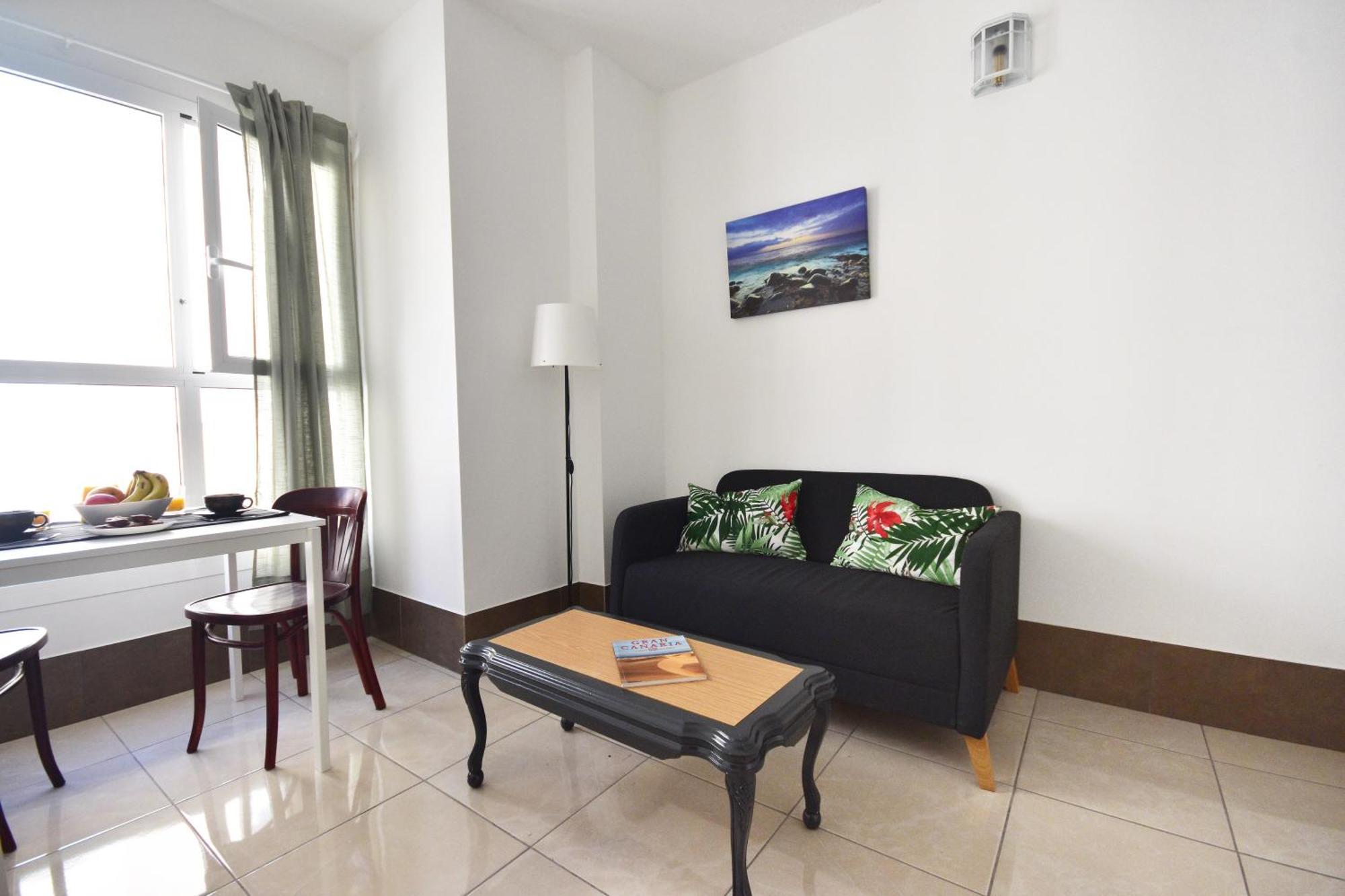 Apartamentos A 10 Minutos Del Aeropuerto Carrizal الغرفة الصورة